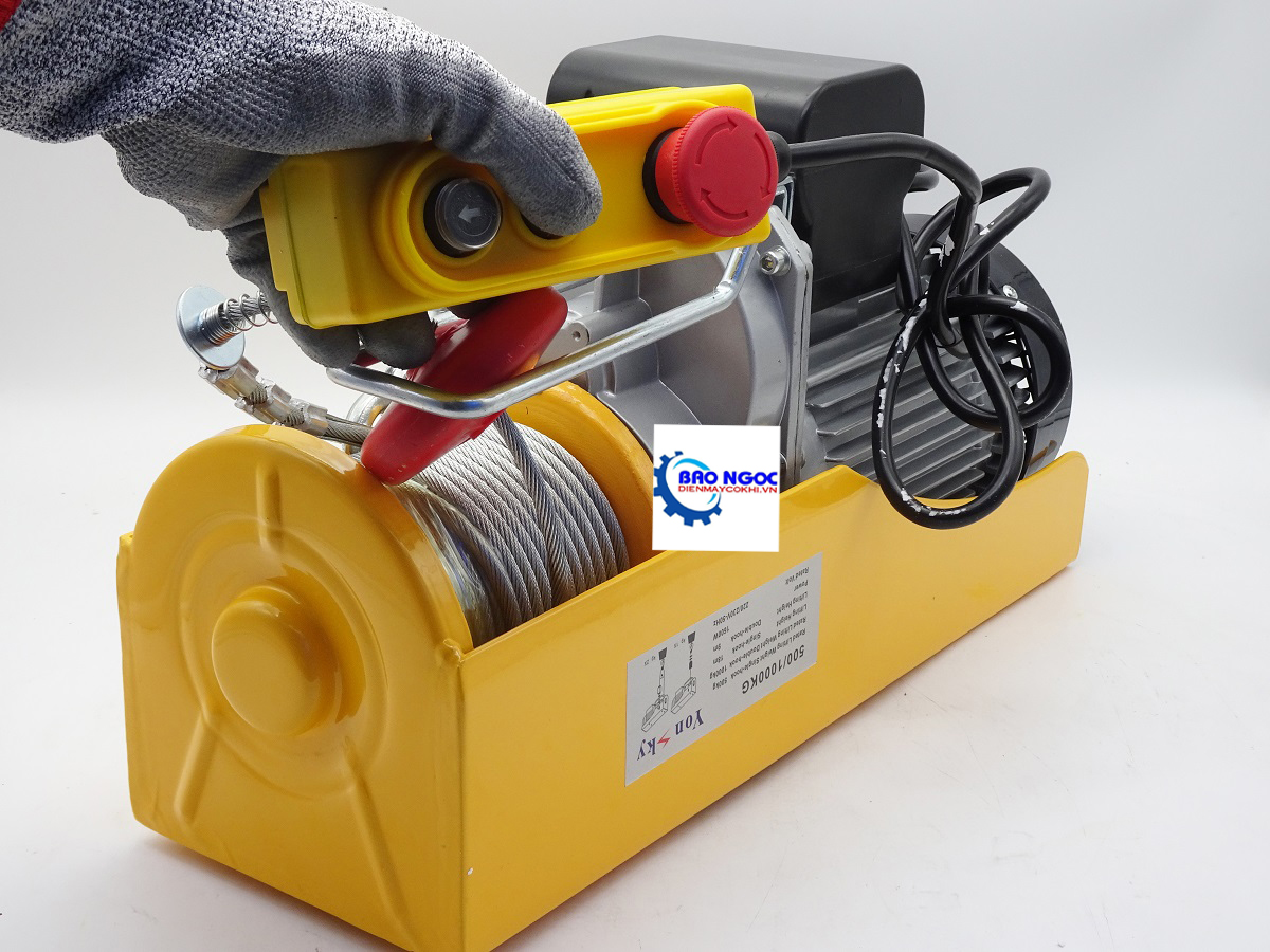 Bộ điều khiển với 2 nút nâng hạ đơn giản dễ dùng